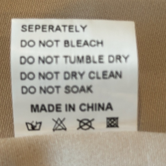 Runaway The Label Chloe White Spot Crop Top Size Medium NWTi - Picture 12 of 15